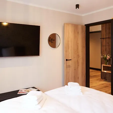 Binnendiek Haus 5 4 *